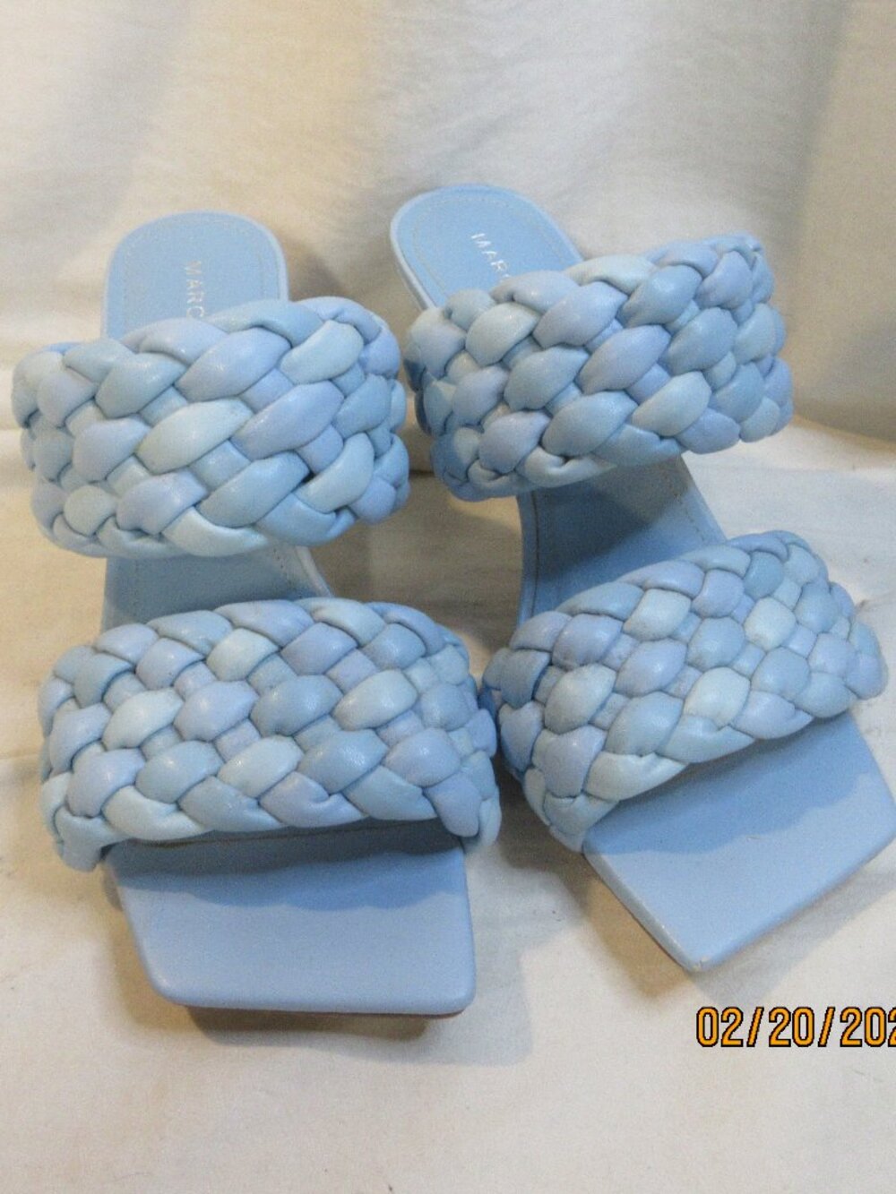 VINTAGE~MARC FISHER BABY BLUE BRAIDED~3" HEELED SANDAL~ SIZE US 7 1/2 M